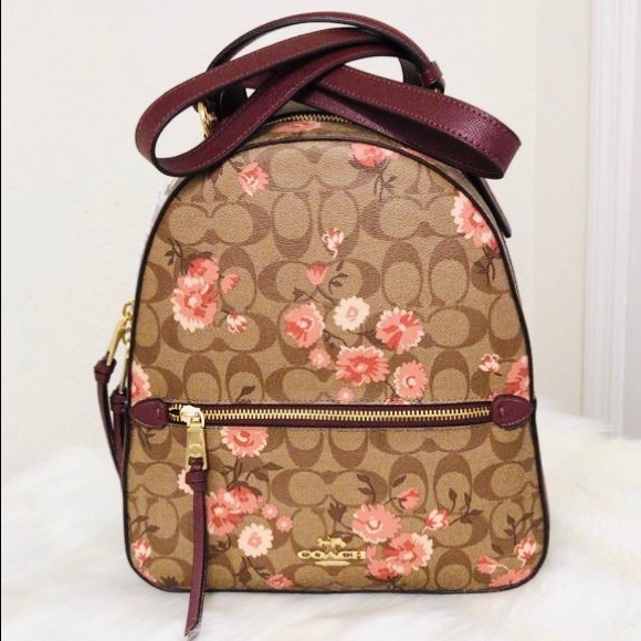 Coach Handbags - NEW💃COACH JORDYN BACKPACK IN PRAIRIE DAISY
